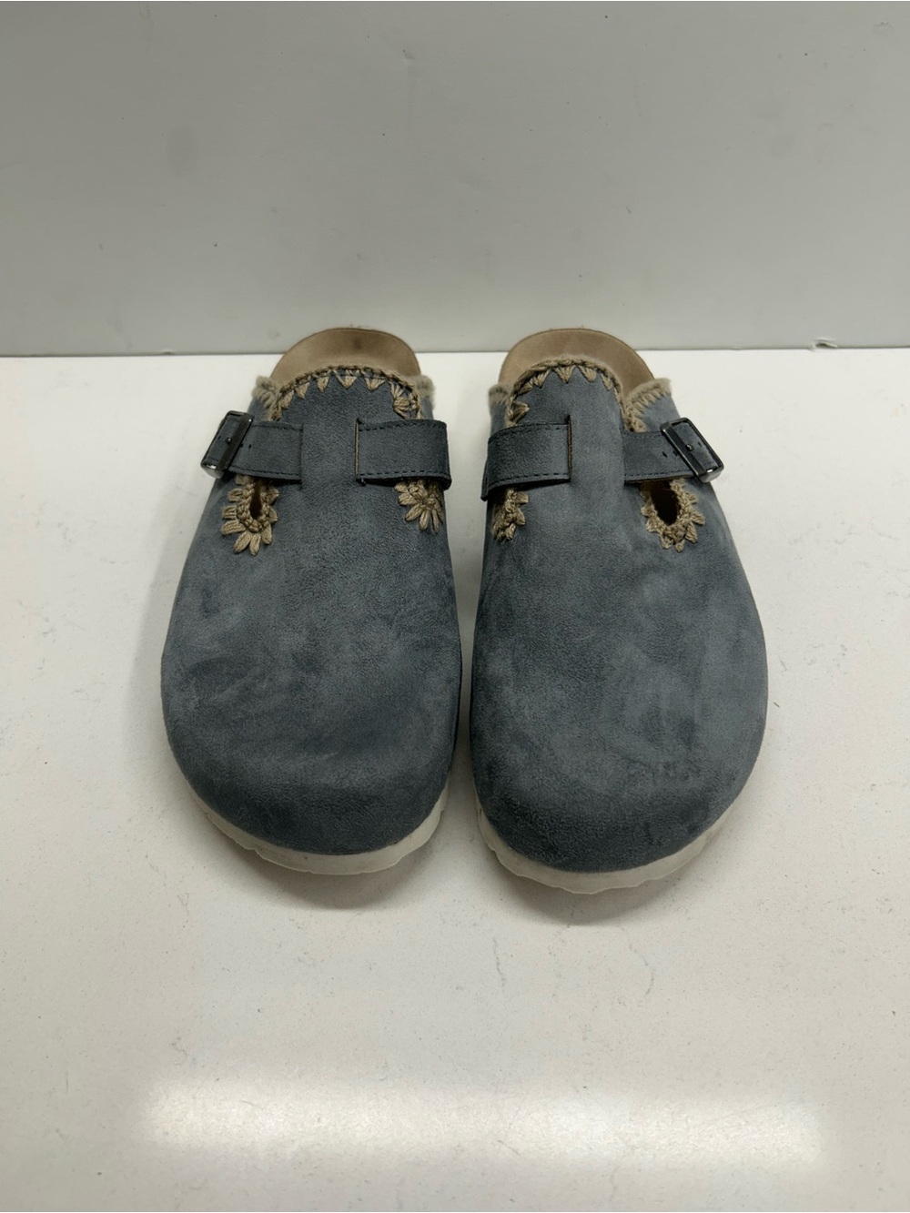 Cliffs by WHITE MOUNTAIN Gray Suede Slip-On Clogs with Beige Trim - Picture 2 of 4
